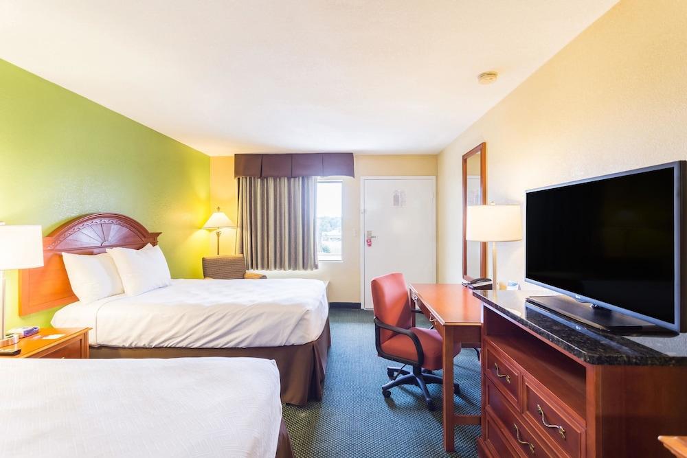 Econo Lodge White Pine Morristown I-81 & I-40 Split Exteriör bild