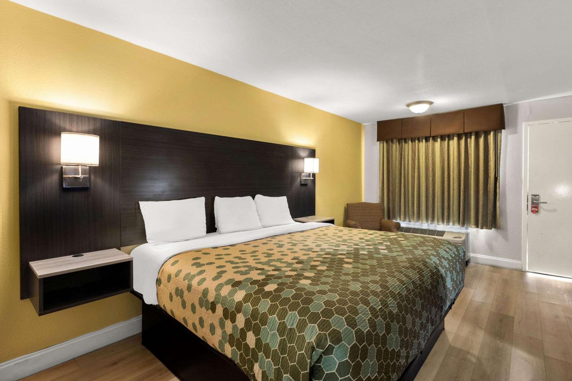 Econo Lodge White Pine Morristown I-81 & I-40 Split Exteriör bild