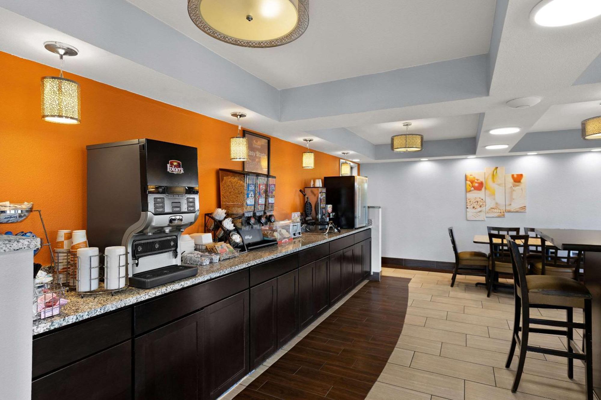 Econo Lodge White Pine Morristown I-81 & I-40 Split Exteriör bild